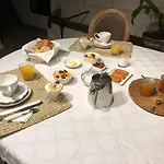 D Hotes Avec Piscine Et La Foliere Saumur 住宿加早餐酒店 Villebernier