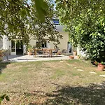 住宿加早餐酒店 D Hotes Avec Piscine Et La Foliere Saumur 3*