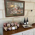 D Hotes Avec Piscine Et La Foliere Saumur 住宿加早餐酒店 3*