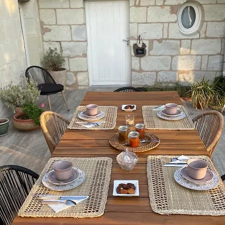 Bed & Breakfast D'hotes Avec Piscine Et La Foliere Saumur 3*